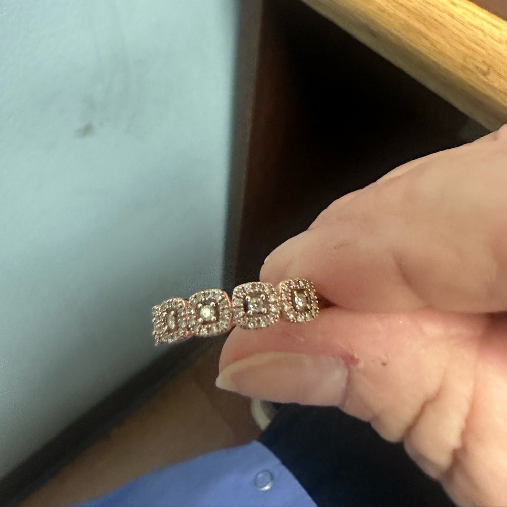 Rose gold ring